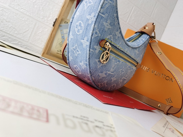 ルイヴィトンバッグ内部構造